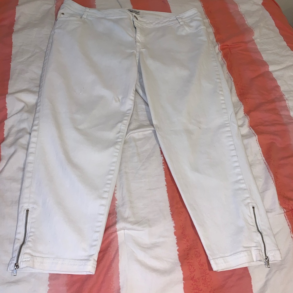 White Jessica London Jeans with Zippers